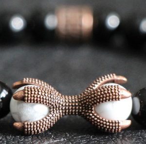 White Howlite & Black Agate Stretch Bracelet