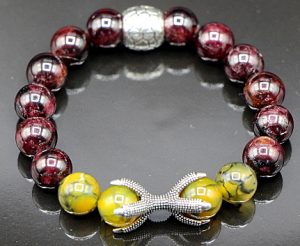 Dragon's Vein Agate and Garnet bracelet